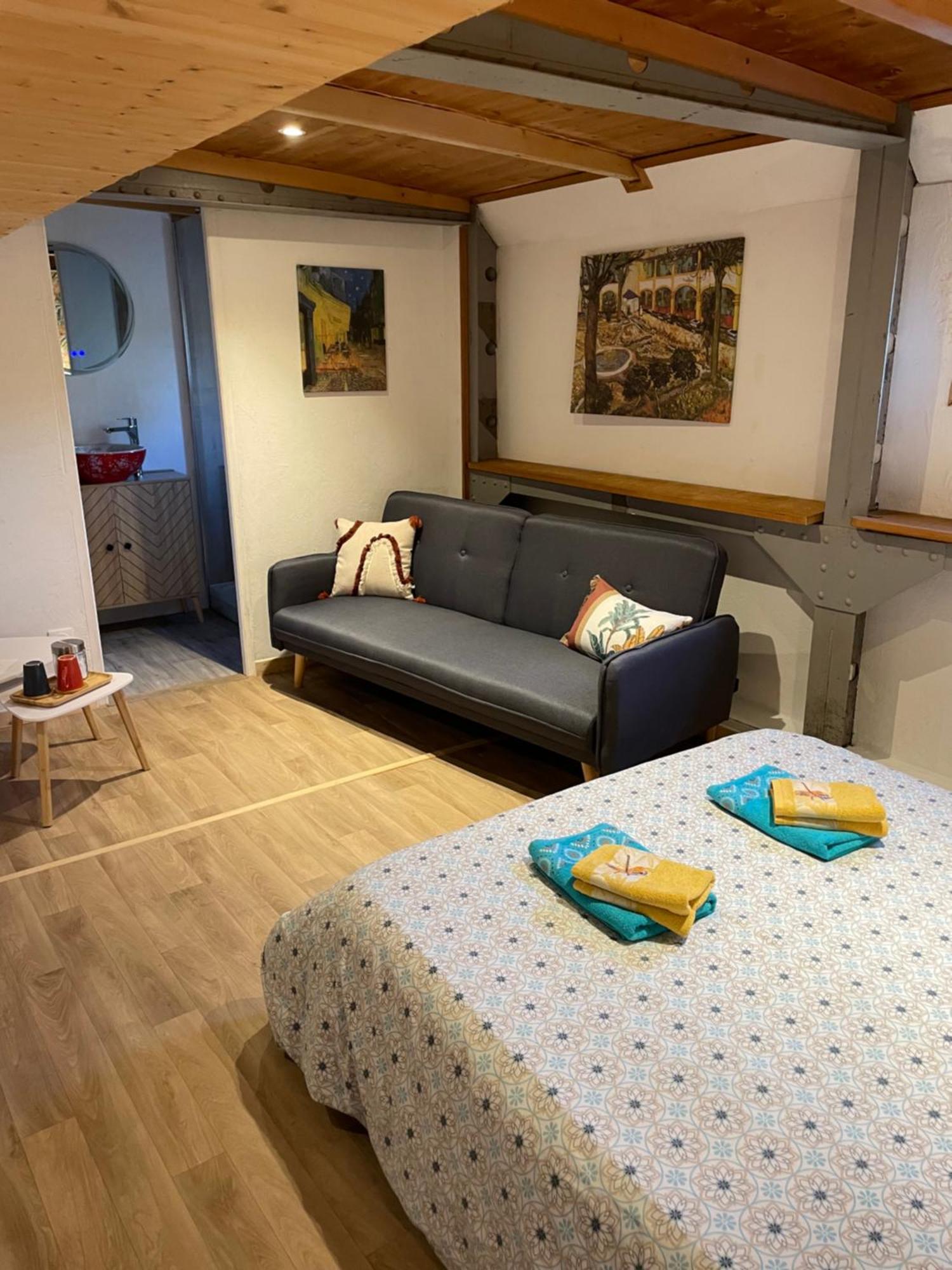 آرْلْ Peniche Le Pescalune - Chambre D'Hotes المظهر الخارجي الصورة